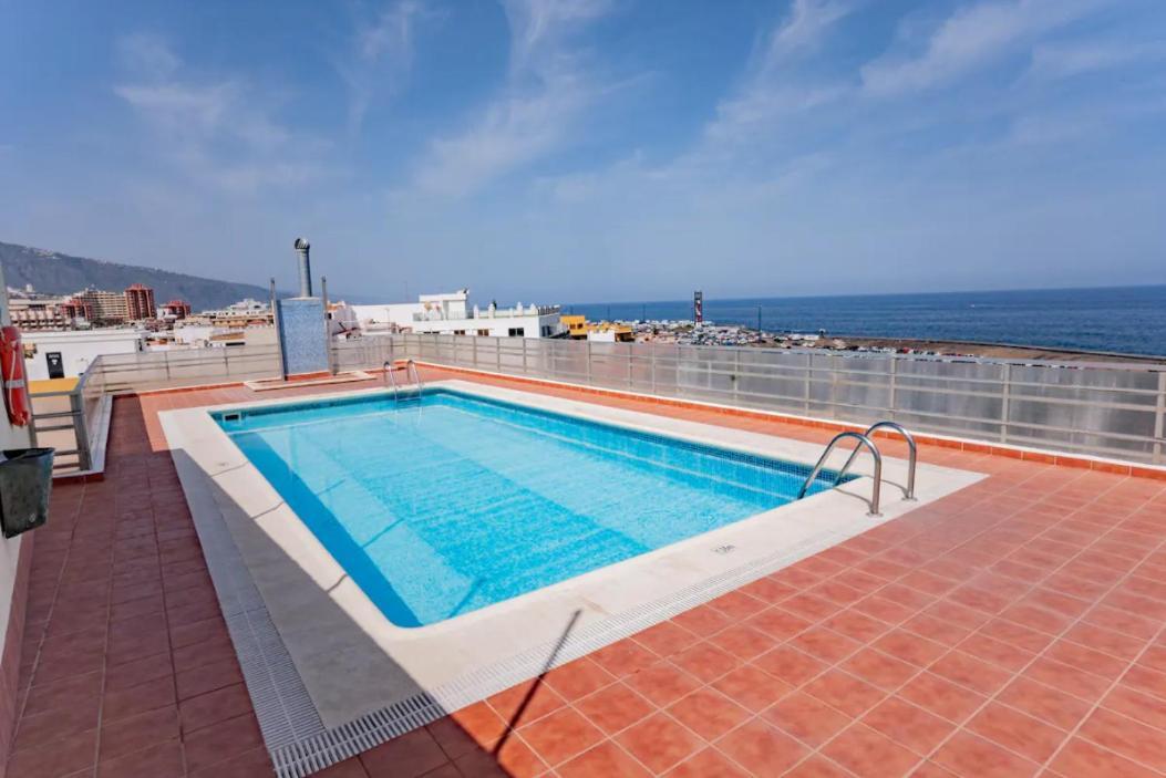 Precioso Vista Al Muelle Con Piscina * Puerto de la Cruz (Tenerife)